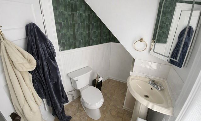 25 Parker Hill Ave, Milford, MA 01757