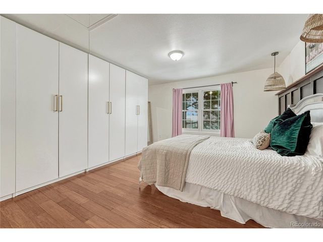 1811 S Quebec Way 1, Denver, CO 80231