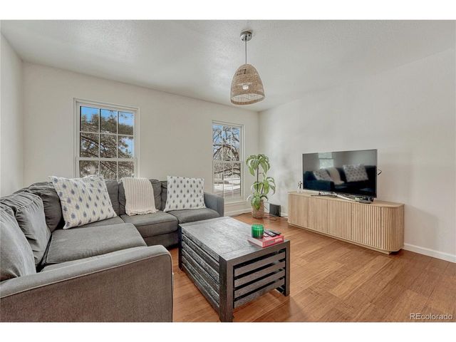 1811 S Quebec Way 1, Denver, CO 80231