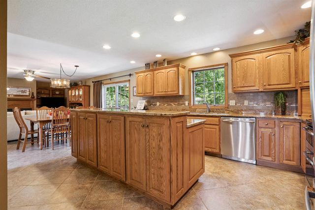 219 Cordoba, Cedar Falls, IA 50613