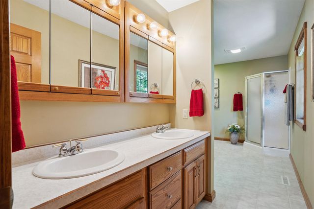 219 Cordoba, Cedar Falls, IA 50613