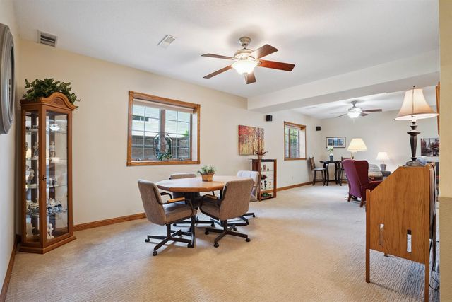 219 Cordoba, Cedar Falls, IA 50613