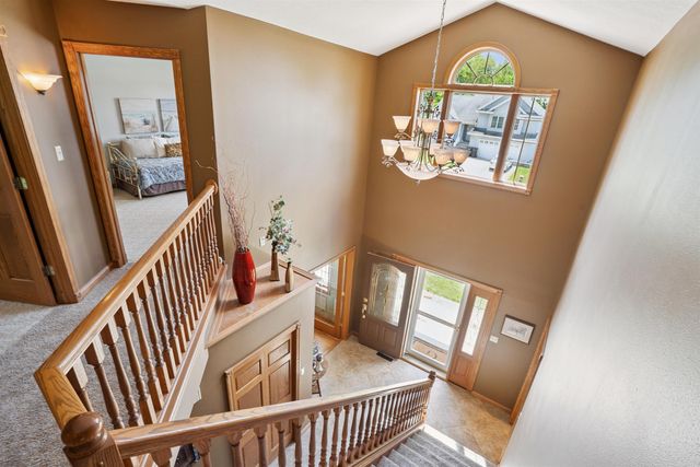 219 Cordoba, Cedar Falls, IA 50613