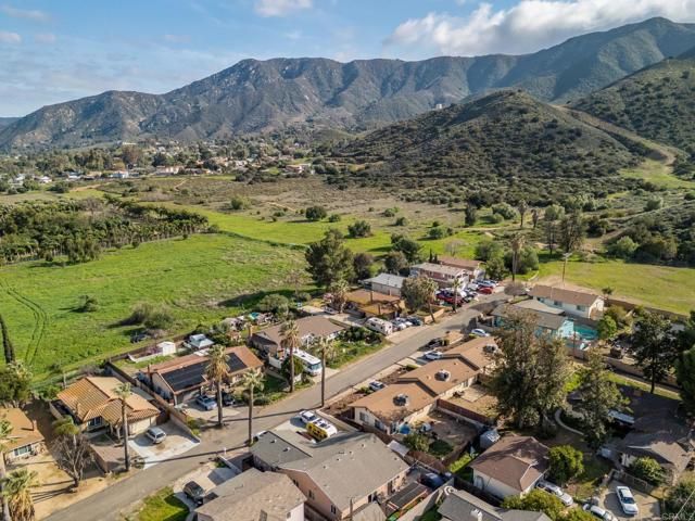 33115 Evergreen Sreet, Lake Elsinore, CA 92530