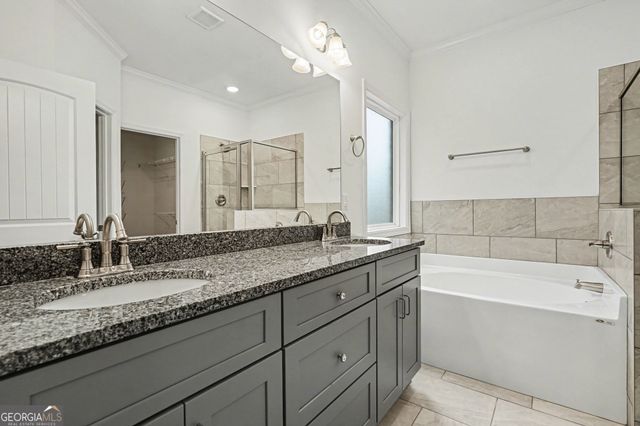 204 Towns Walk Drive, Athens, GA 30606