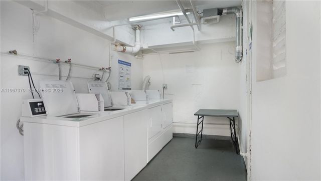 8024 Tatum Waterway Dr 5D, Miami Beach, FL 33141