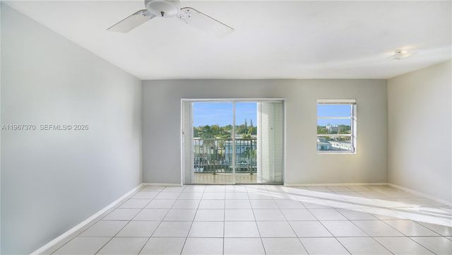 8024 Tatum Waterway Dr 5D, Miami Beach, FL 33141