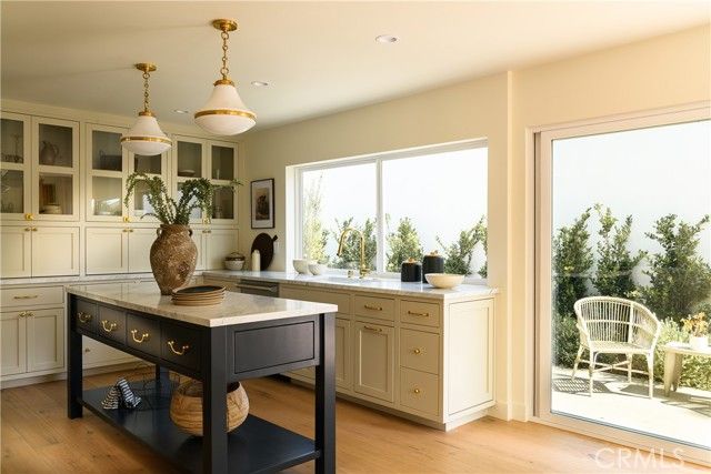 1452 Eastwind Circle, Westlake Village, CA 91361