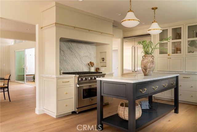 1452 Eastwind Circle, Westlake Village, CA 91361