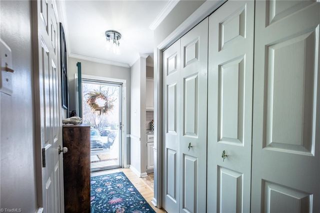 1135 Glendale Drive, Greensboro, NC 27406