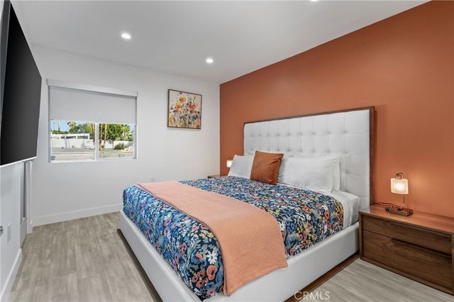 1055 E Racquet Club, Palm Springs, CA 92262