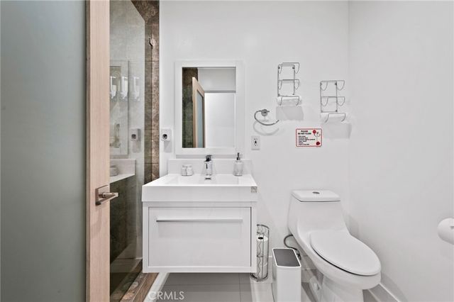 1055 E Racquet Club, Palm Springs, CA 92262