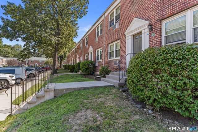 120 Blachley Road D, Stamford, CT 06902