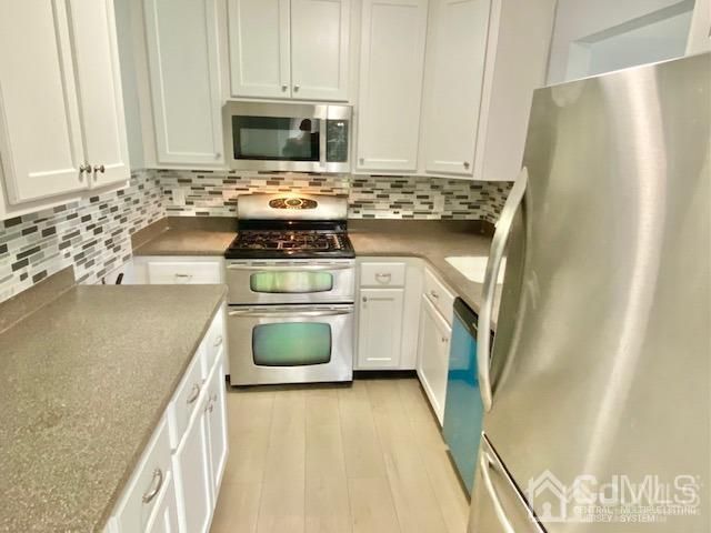 3001 Lighthouse Lane, Sayreville, NJ 08859