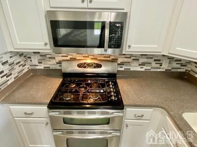 3001 Lighthouse Lane, Sayreville, NJ 08859