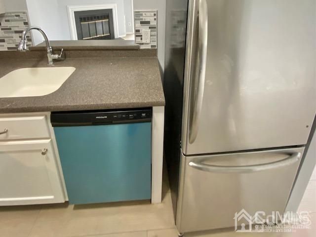 3001 Lighthouse Lane, Sayreville, NJ 08859