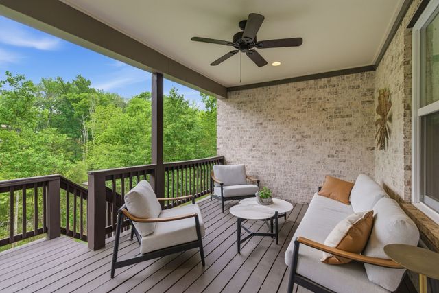 971 Nashs Nook, Columbia, TN 38401
