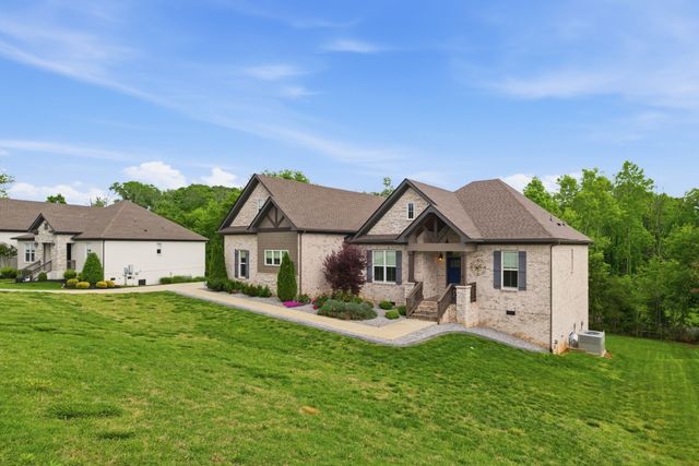 971 Nashs Nook, Columbia, TN 38401