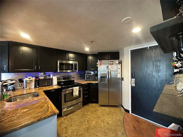 100 Park Ave 1708, Denver, CO 80205