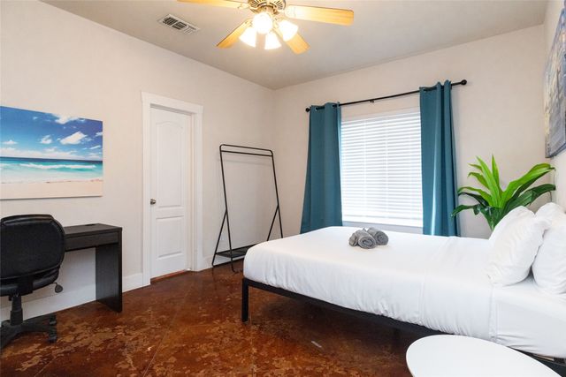 2803 Frazier Avenue, Fort Worth, TX 76110
