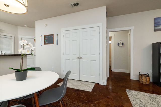 2803 Frazier Avenue, Fort Worth, TX 76110