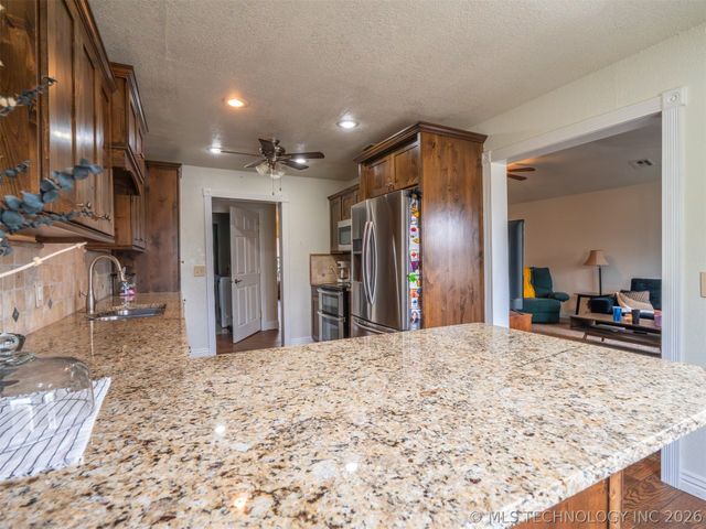 909 Fireside Estate, Mcalester, OK 74501