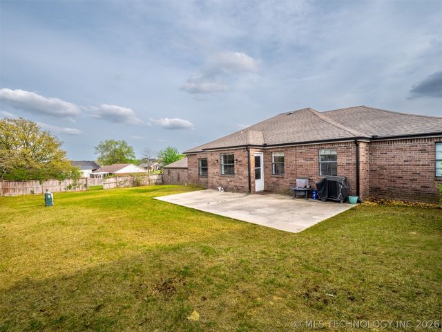 909 Fireside Estate, Mcalester, OK 74501