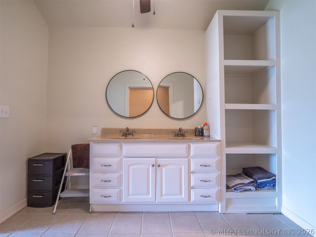 909 Fireside Estate, Mcalester, OK 74501