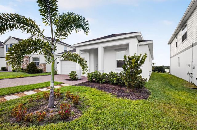 2053 HEART LAKE DRIVE, Groveland, FL 34736