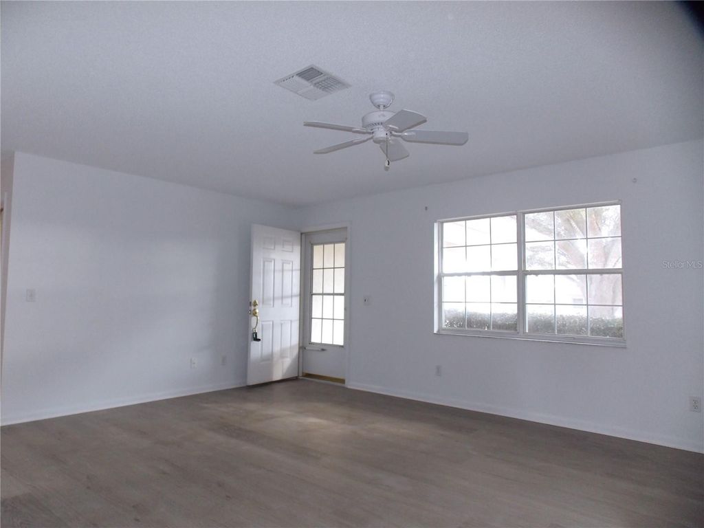 Image 3 of property listing at 9859 SW 97TH LANE, Ocala, FL 34481