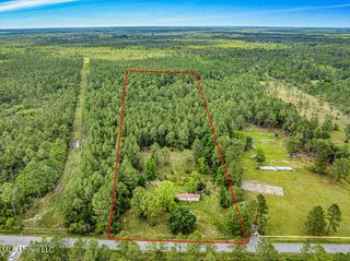 9100 Coda Road, Moss Point, MS 39562