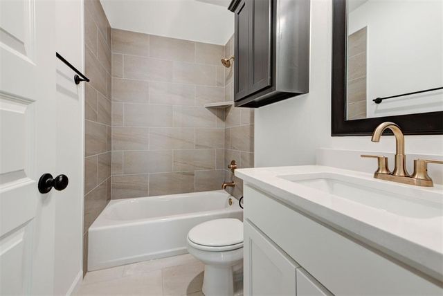 3405 Slate River Drive, Yukon, OK 73099