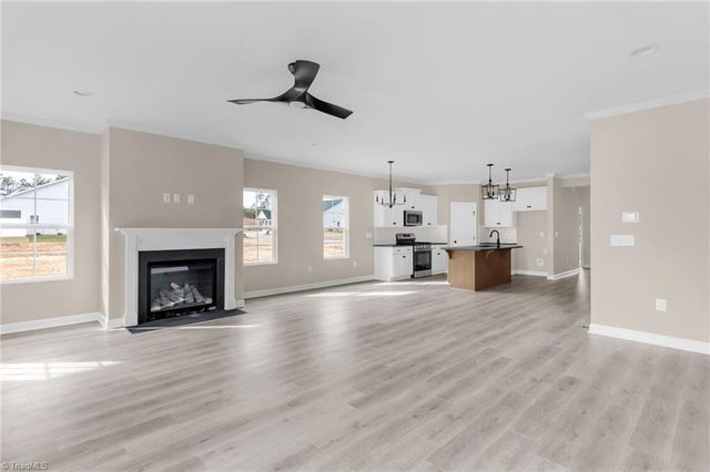 502 Beeson Court, Clemmons, NC 27012