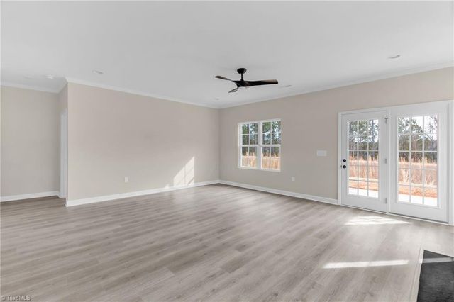 502 Beeson Court, Clemmons, NC 27012