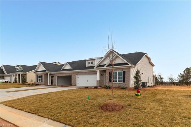 502 Beeson Court, Clemmons, NC 27012