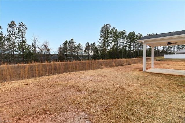 502 Beeson Court, Clemmons, NC 27012