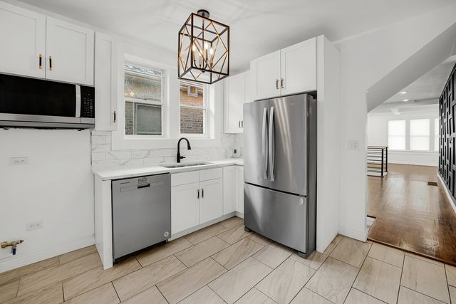 9327 S Elizabeth Street, Chicago, IL 60620