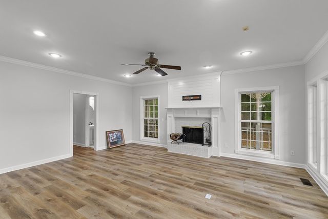 108 Buckhead Drive, Headland, AL 36345