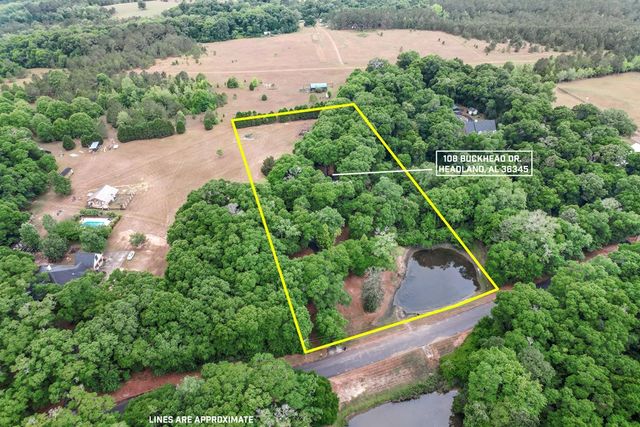 108 Buckhead Drive, Headland, AL 36345