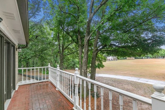 108 Buckhead Drive, Headland, AL 36345