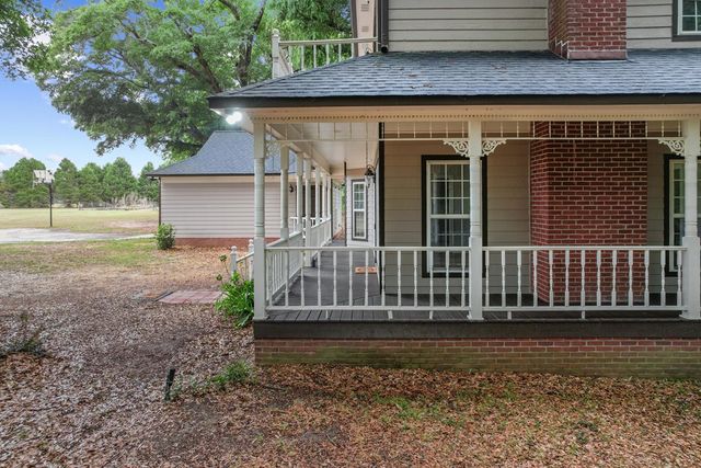 108 Buckhead Drive, Headland, AL 36345