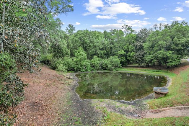 108 Buckhead Drive, Headland, AL 36345