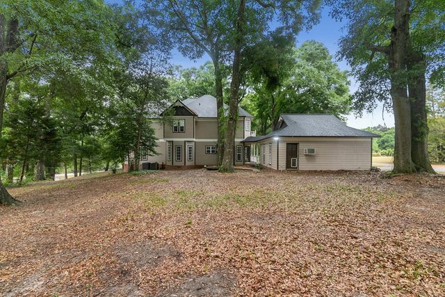 108 Buckhead Drive, Headland, AL 36345