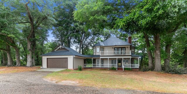 108 Buckhead Drive, Headland, AL 36345