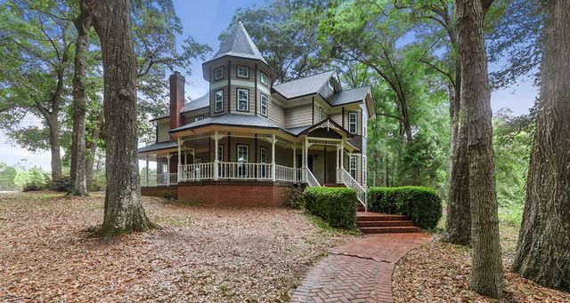 108 Buckhead Drive, Headland, AL 36345