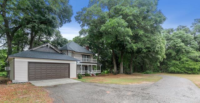 108 Buckhead Drive, Headland, AL 36345