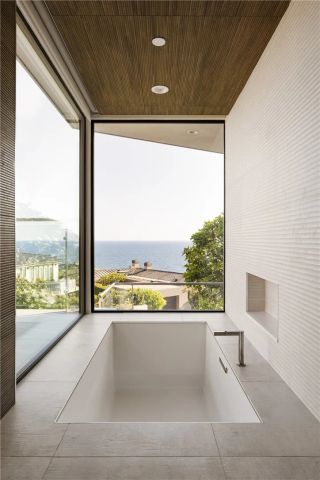 1 Lagunita, Laguna Beach, CA 92651