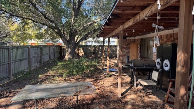 902 South Easterwood Street, Hearne, TX 77859