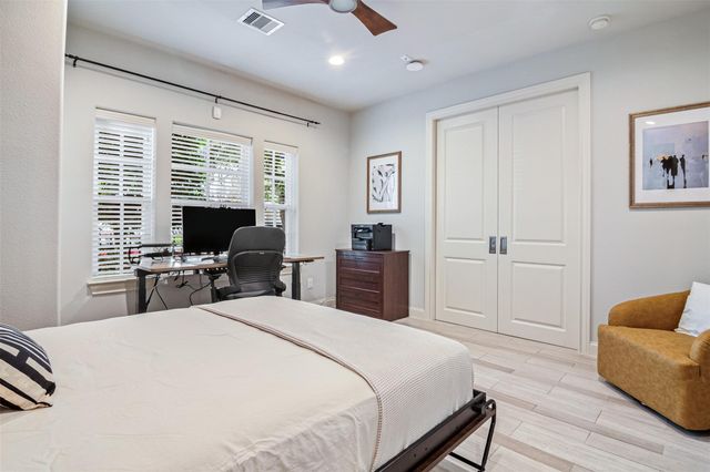 1847 Edwards Street, Houston, TX 77007