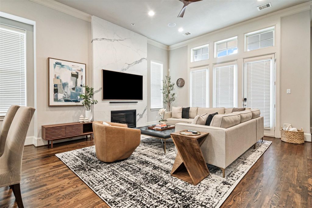 1847 Edwards Street, Houston, TX 77007